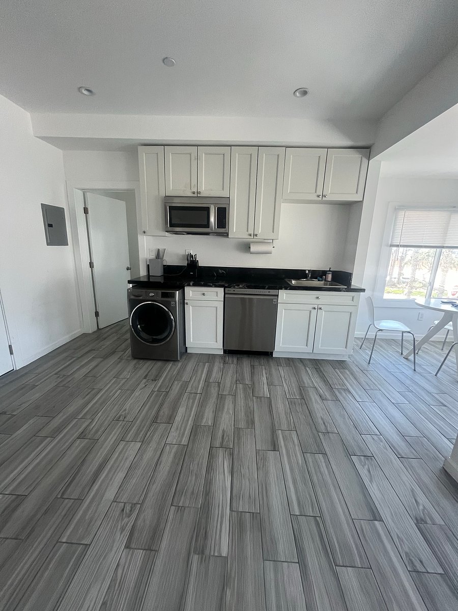 Furnished Finder property 1035707_1 photo 49