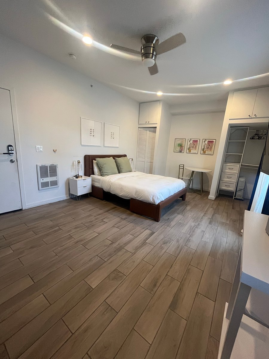 Furnished Finder property 1035707_1 photo 25