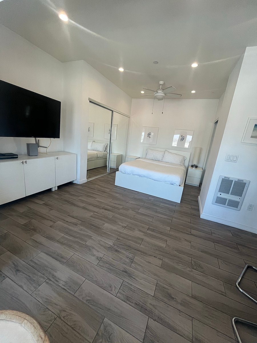 Furnished Finder property 1035707_1 photo 42