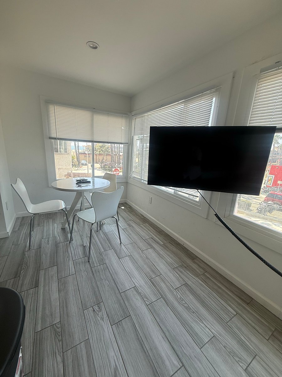 Furnished Finder property 1035707_1 photo 9
