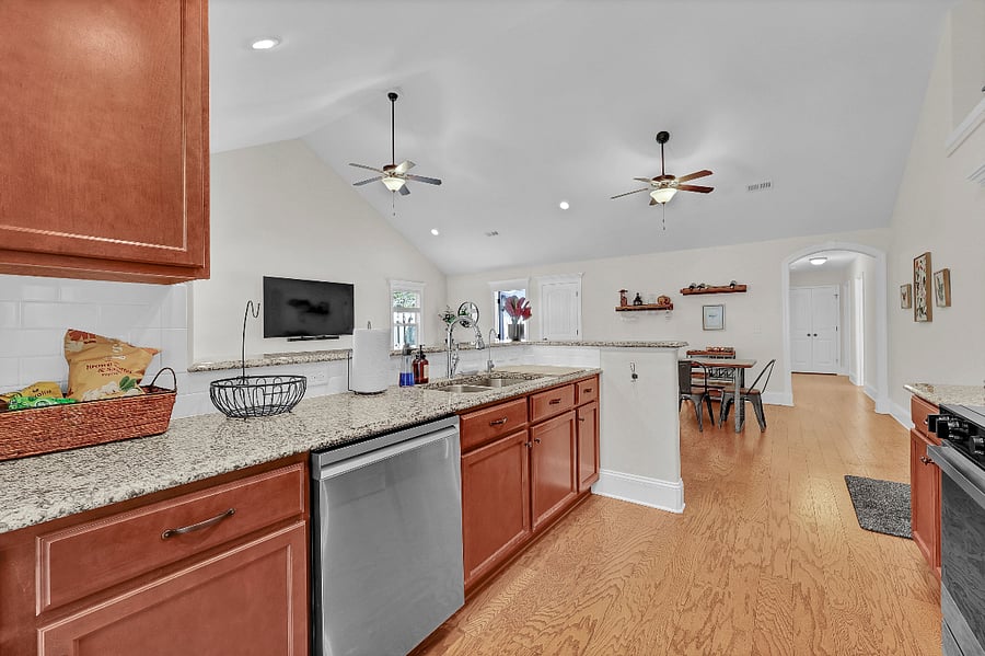 Furnished Finder property 1035736_1 photo 11