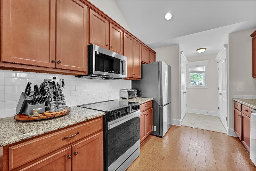 Furnished Finder property 1035736_1 photo 15