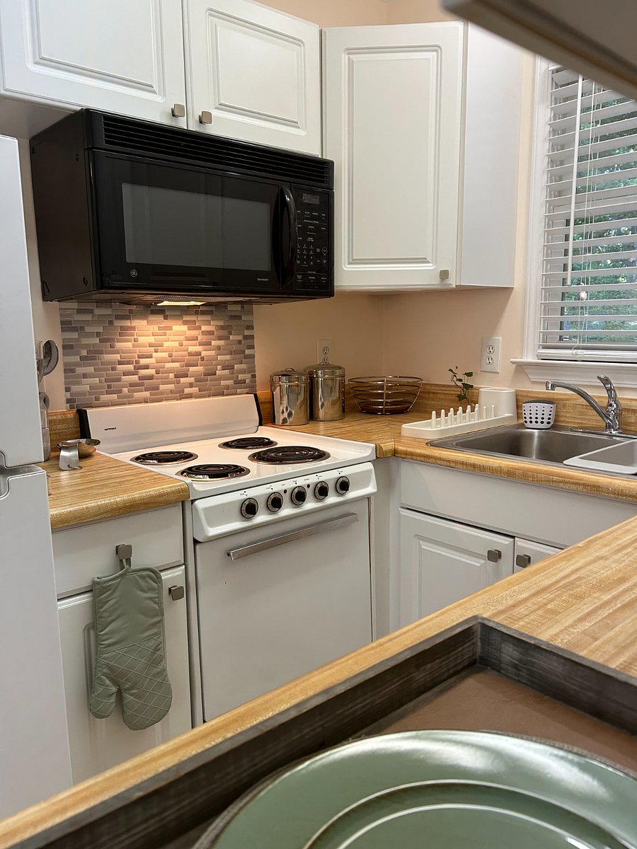 Furnished Finder property 1035745_1 photo 7