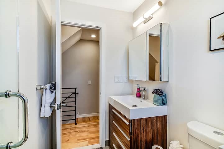 Furnished Finder property 1035763_1 photo 25