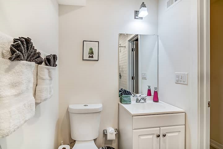 Furnished Finder property 1035763_1 photo 22