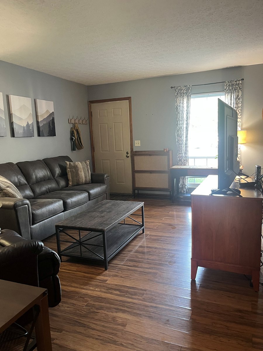 Furnished Finder property 1035766_1 photo 2