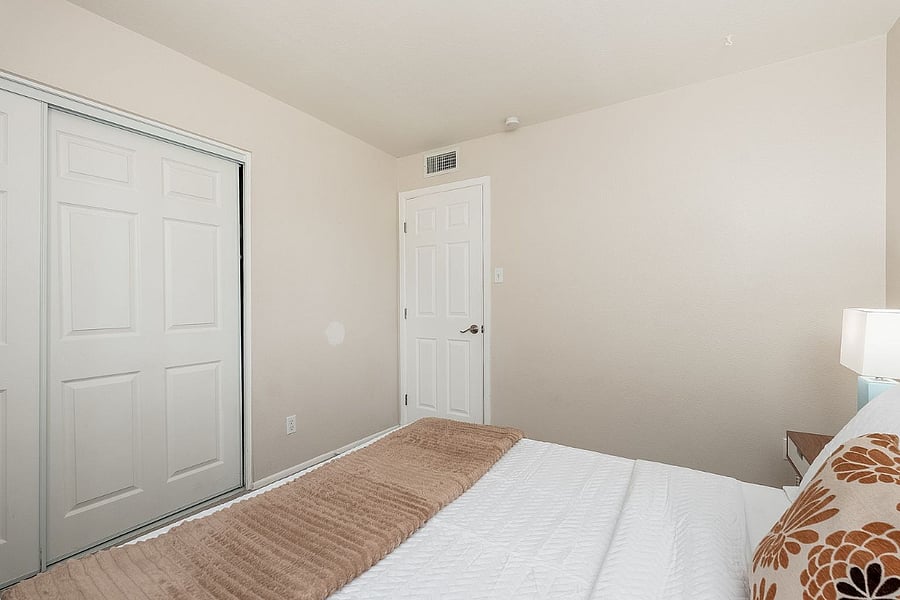Furnished Finder property 1035767_1 photo 30
