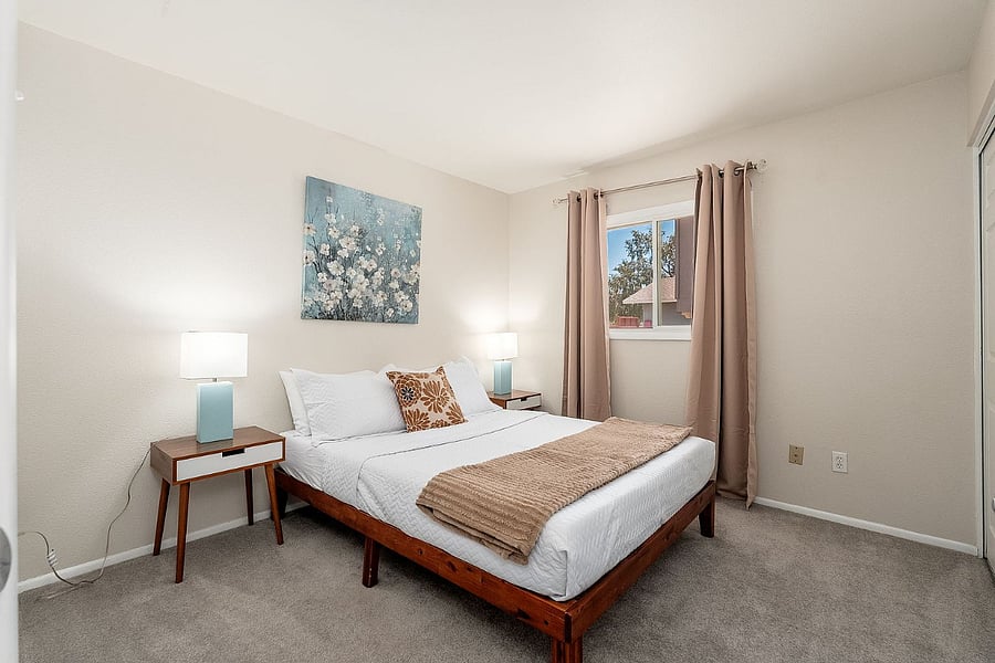Furnished Finder property 1035767_1 photo 38