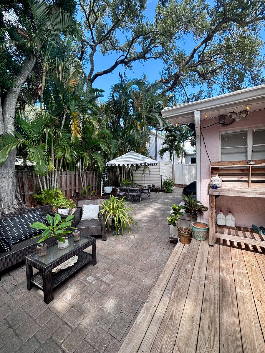 Furnished Finder property 1035770_1 photo 49