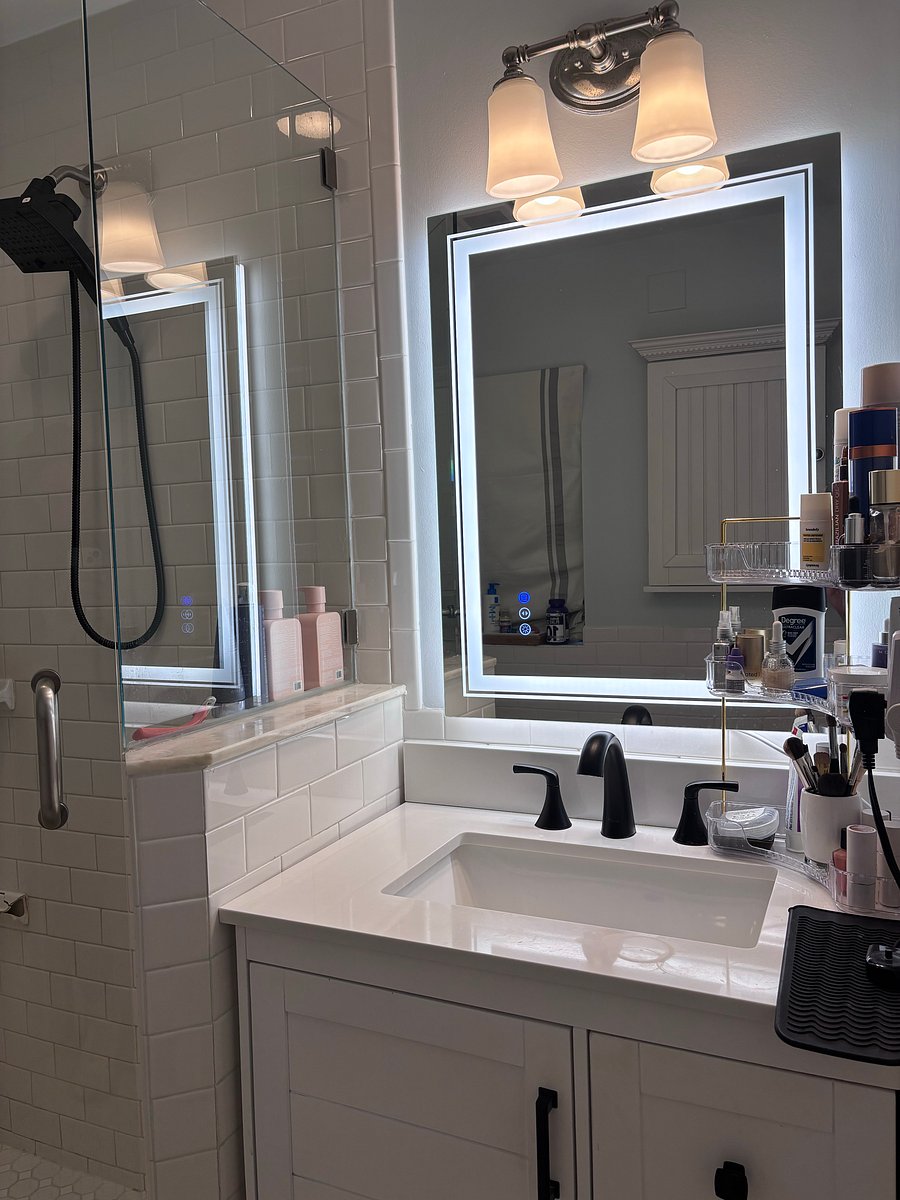 Bathroom 2 (Primary)