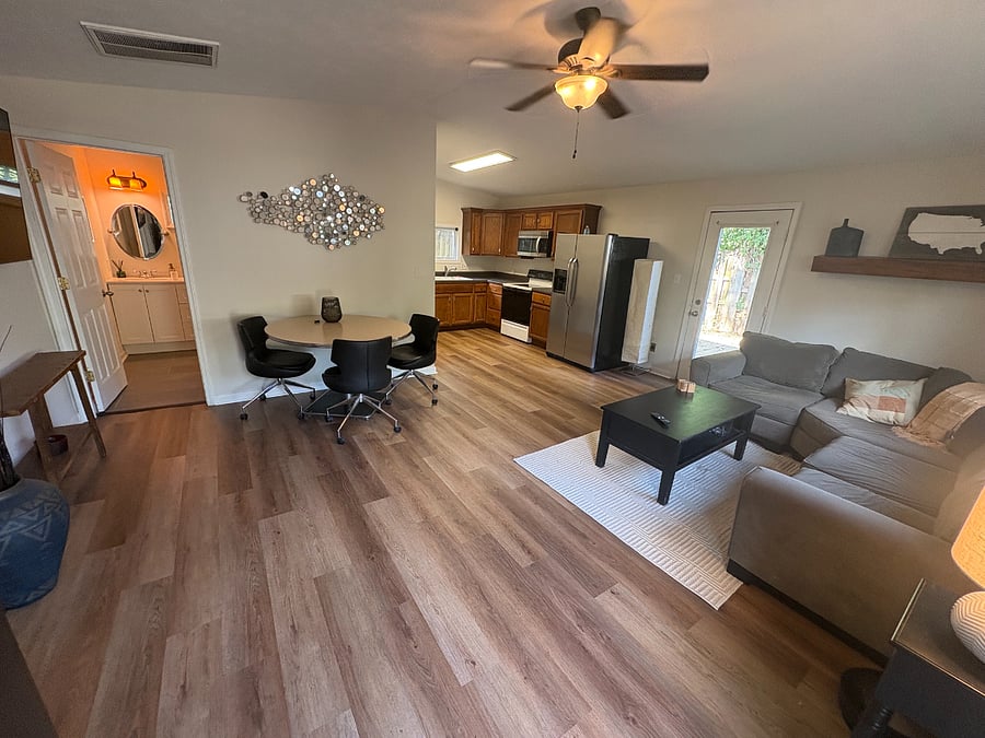 Furnished Finder property 1035787_1 photo 3