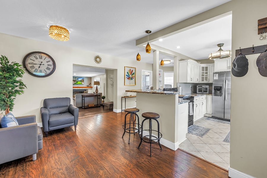 Furnished Finder property 1035805_1 photo 4