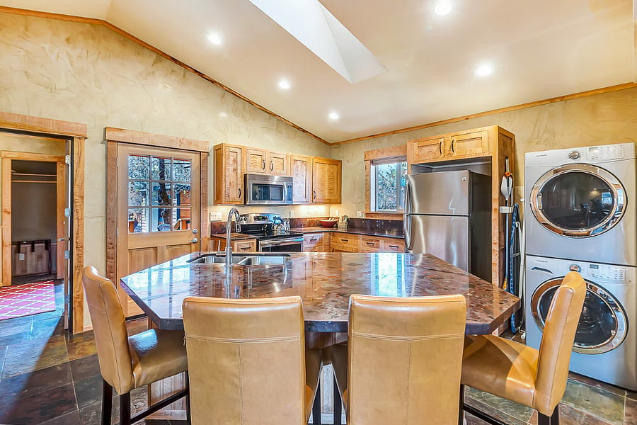 Furnished Finder property 1035807_1 photo 7