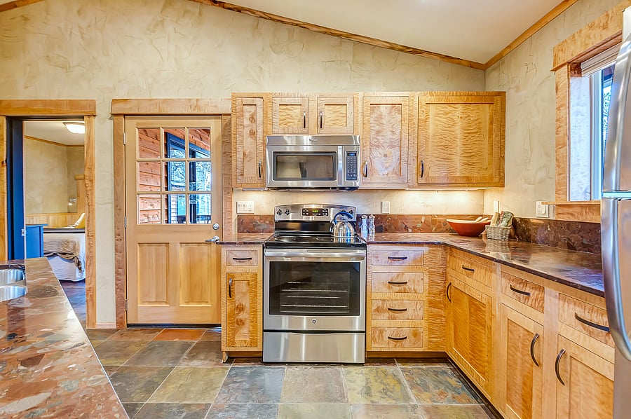 Furnished Finder property 1035807_1 photo 4
