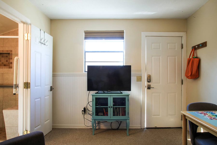 Furnished Finder property 1035810_1 photo 8