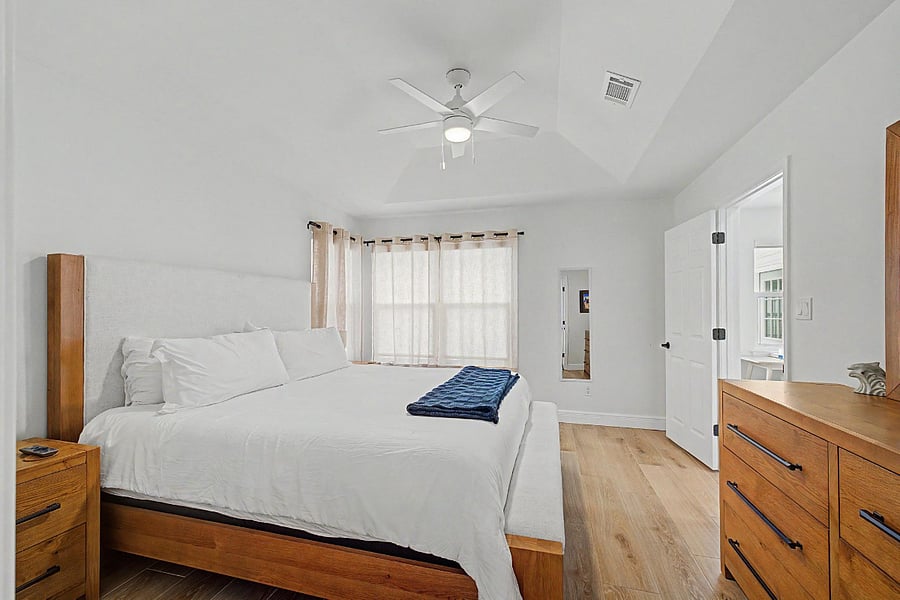 Furnished Finder property 1035824_1 photo 15
