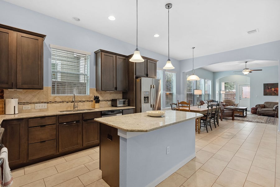 Furnished Finder property 1035829_1 photo 2