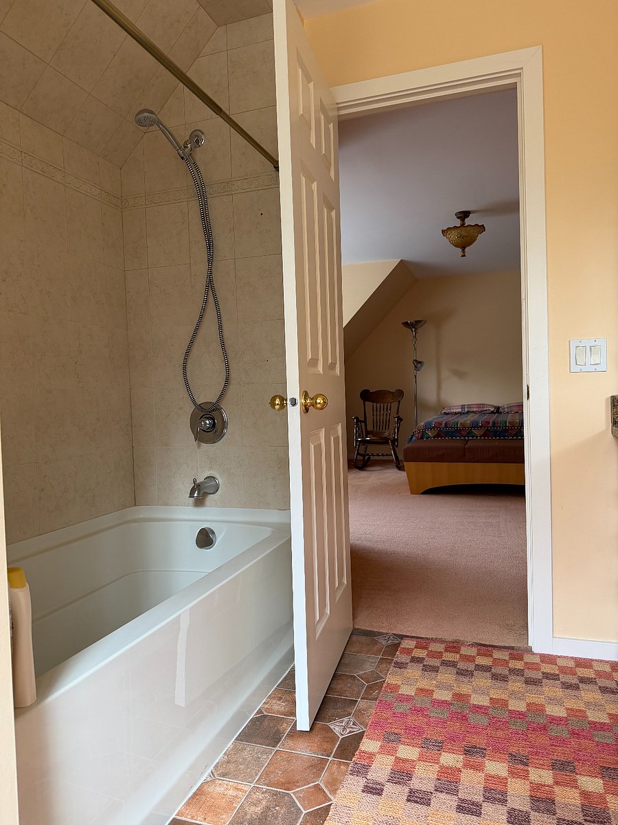 Furnished Finder property 1035833_1 photo 10