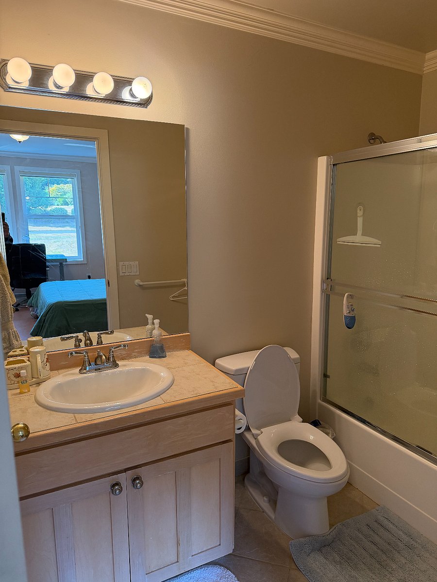 Furnished Finder property 1035833_1 photo 12