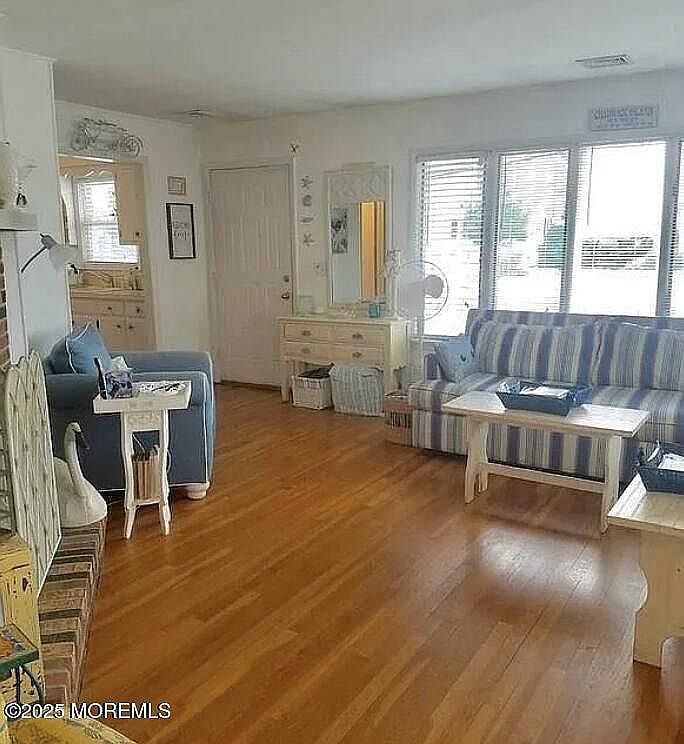 Furnished Finder property 1035844_1 photo 3
