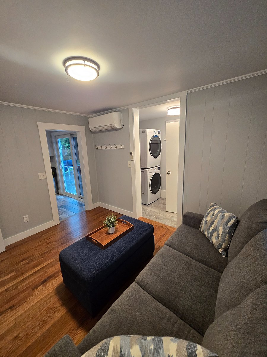 Bonus Room into Laundry Room