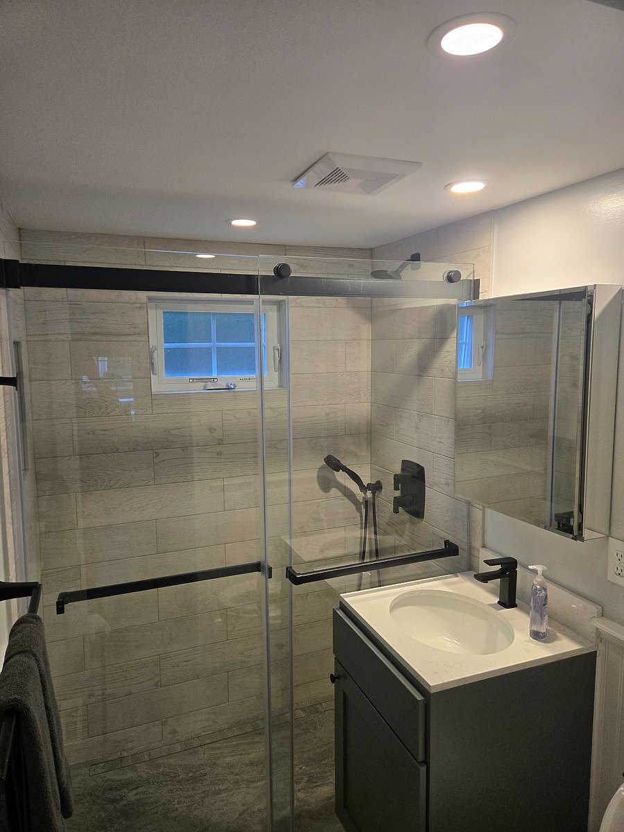 Full Bath 1