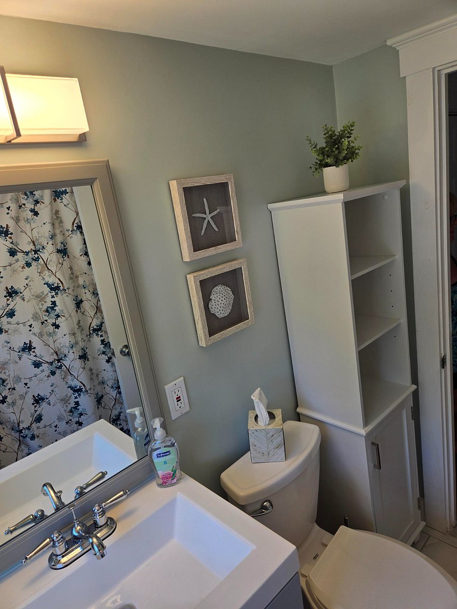 Full Bath 2