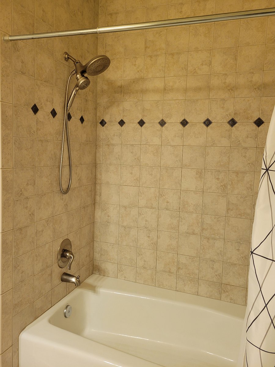 Furnished Finder property 1035865_1 photo 25