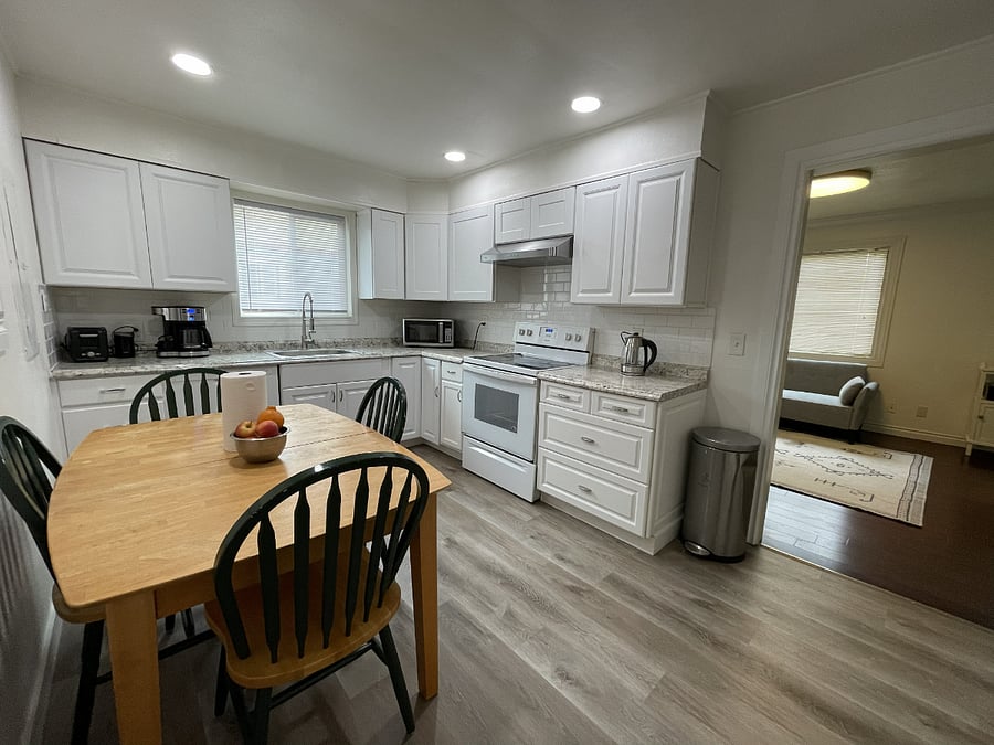 Furnished Finder property 1035872_1 photo 4