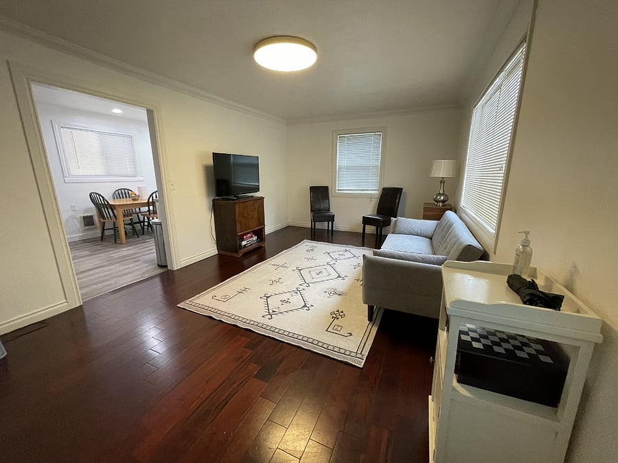 Furnished Finder property 1035872_1 photo 2
