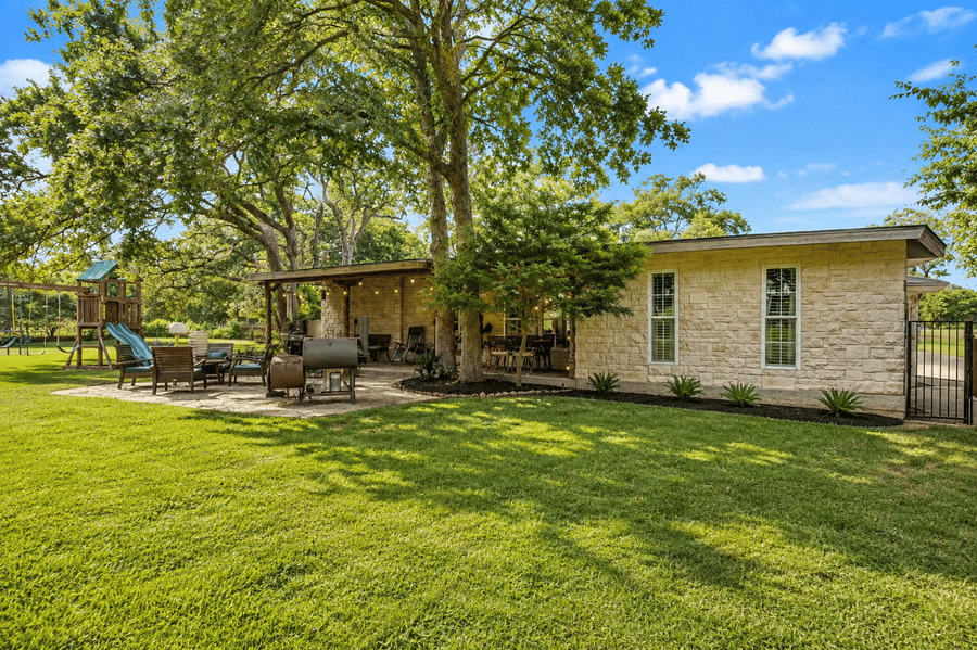Furnished Finder property 1035879_1 photo 13