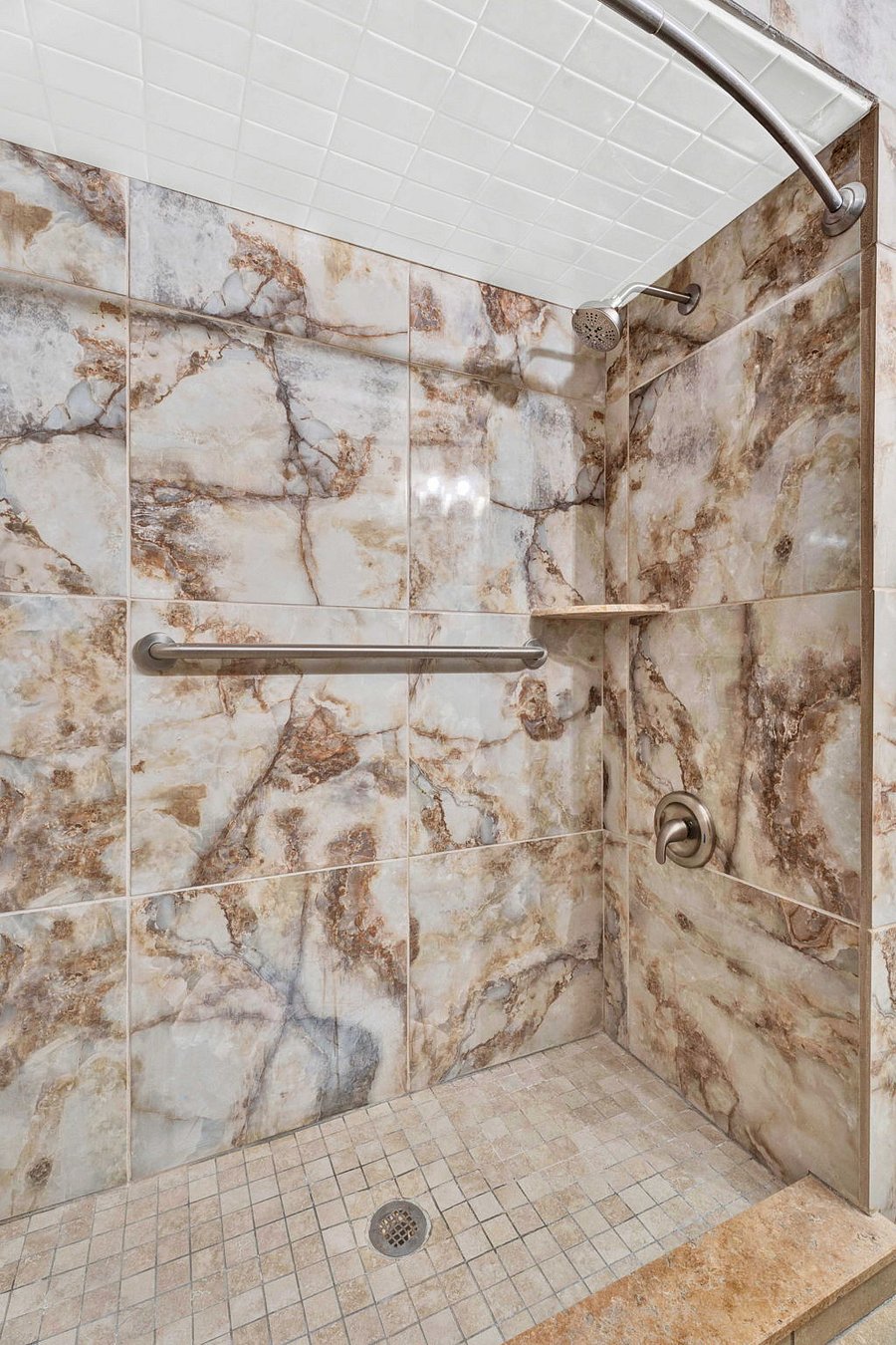 Furnished Finder property 1035880_1 photo 6