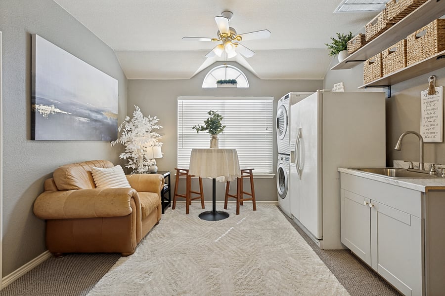 Furnished Finder property 1035890_1 photo 2