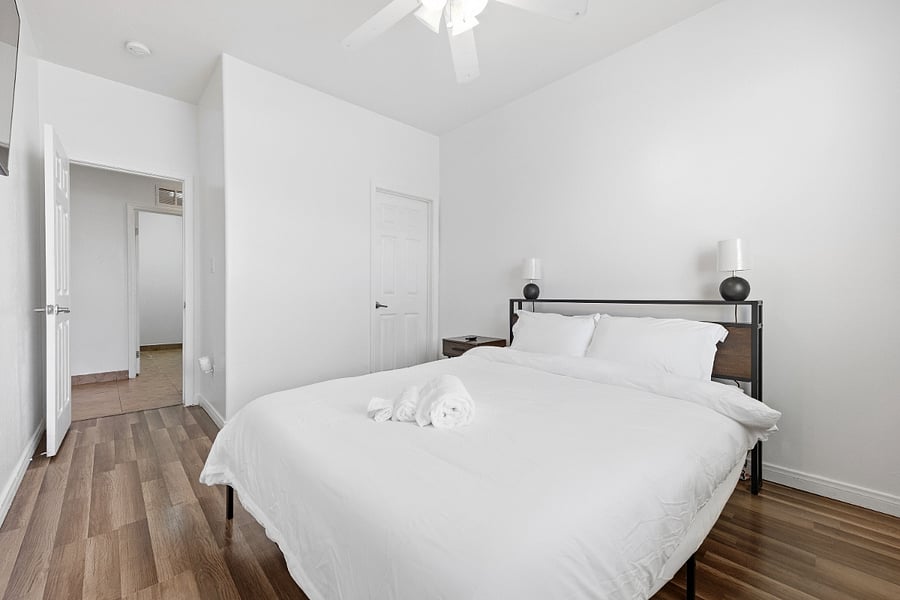 Furnished Finder property 1035904_1 photo 25