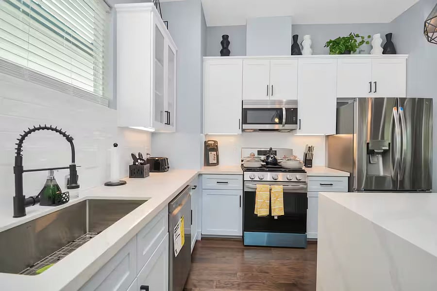 Furnished Finder property 1035908_1 photo 10
