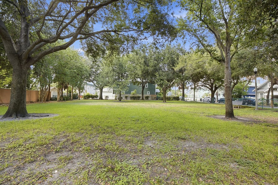 Furnished Finder property 1035941_1 photo 57