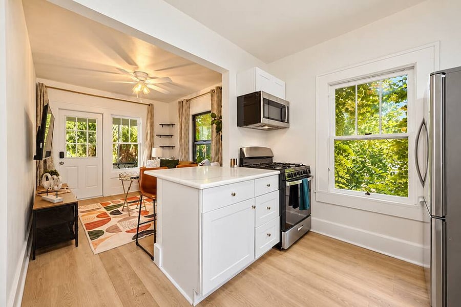 Furnished Finder property 1035941_1 photo 4