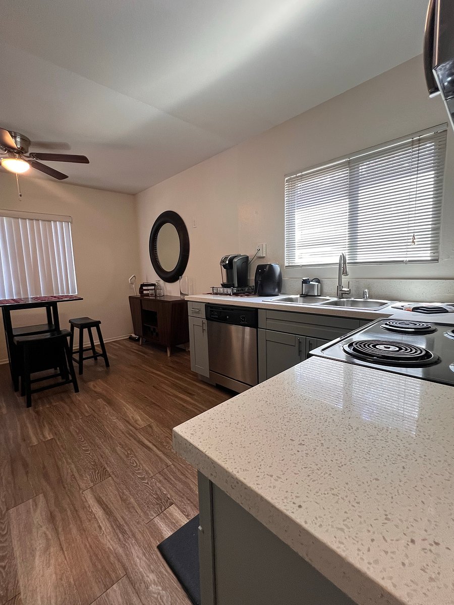 Furnished Finder property 1035946_1 photo 3