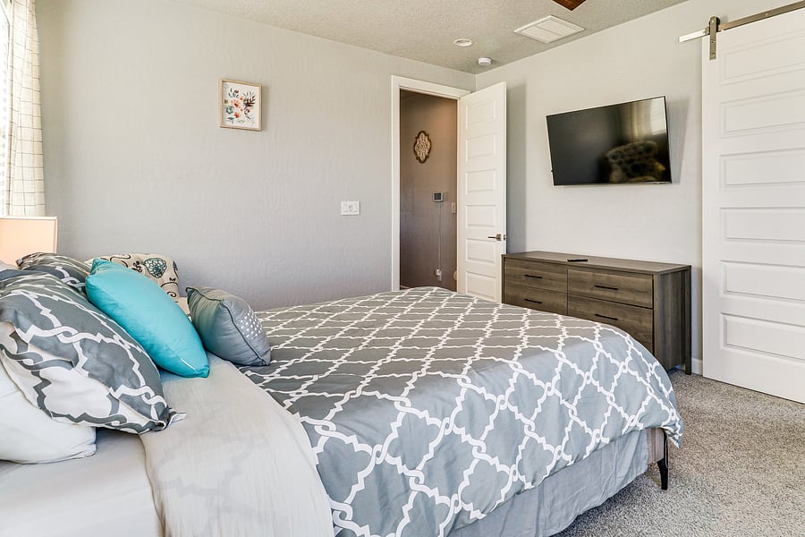 Furnished Finder property 1035978_1 photo 22