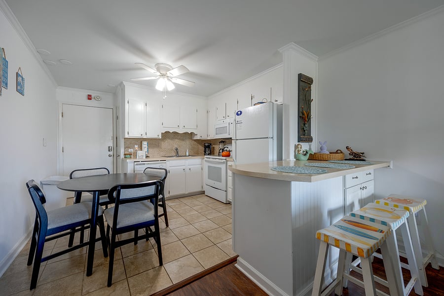 Furnished Finder property 1035982_1 photo 3