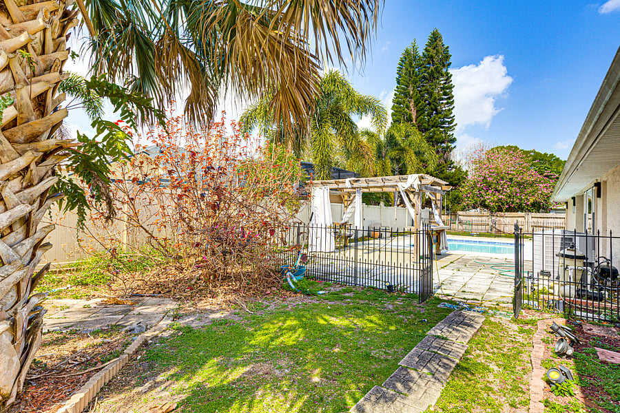 Furnished Finder property 1035986_1 photo 44