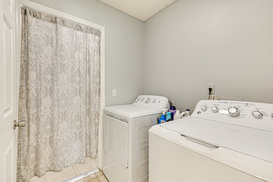 Furnished Finder property 1035986_1 photo 17