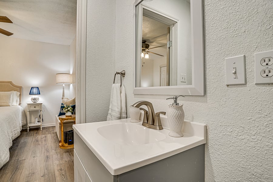 Furnished Finder property 1035997_1 photo 25