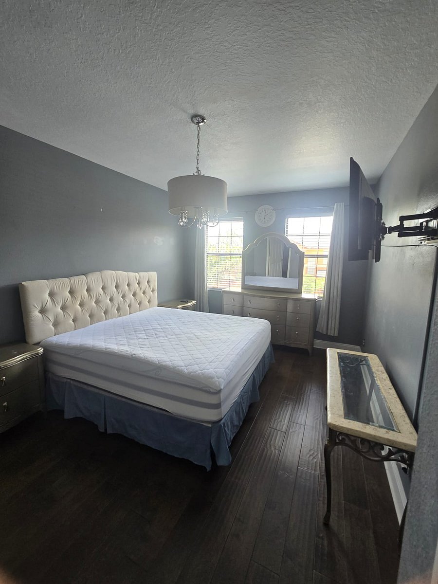 Furnished Finder property 1036006_1 photo 12