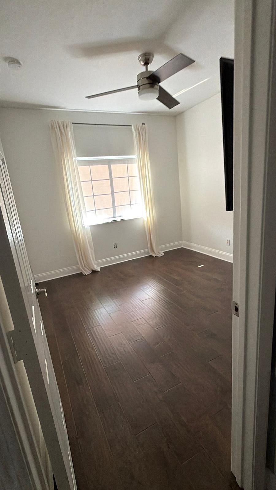 Furnished Finder property 1036006_1 photo 23