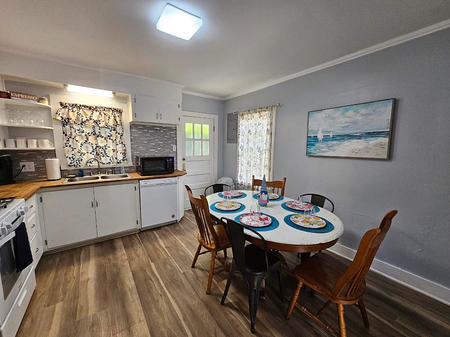 Furnished Finder property 1036013_1 photo 3