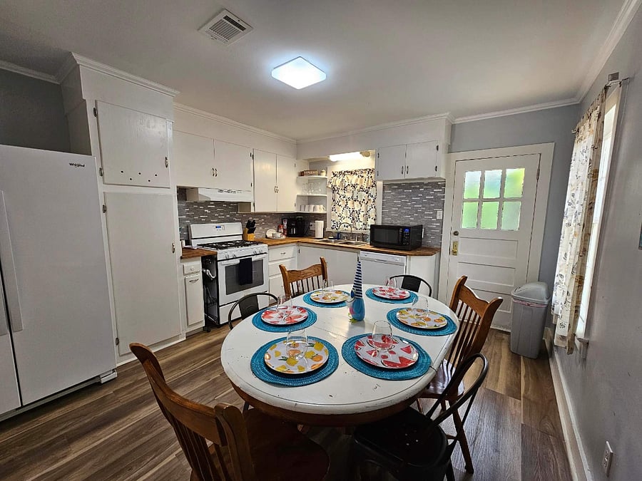 Furnished Finder property 1036013_1 photo 4