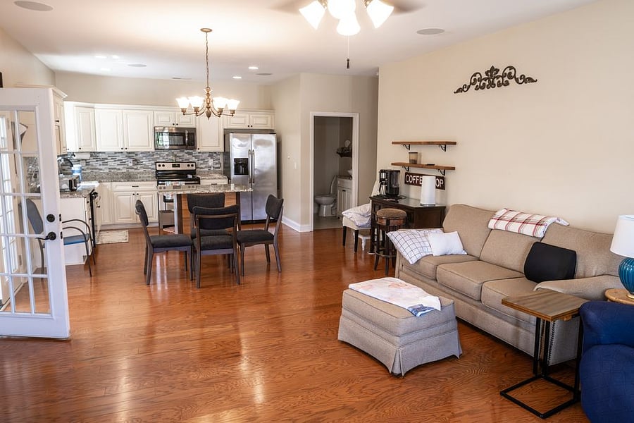 Furnished Finder property 1036026_1 photo 4