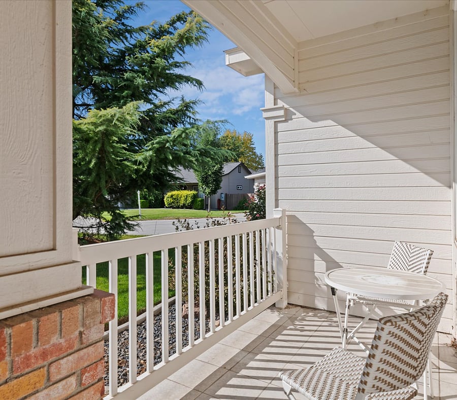 Furnished Finder property 1036029_1 photo 3
