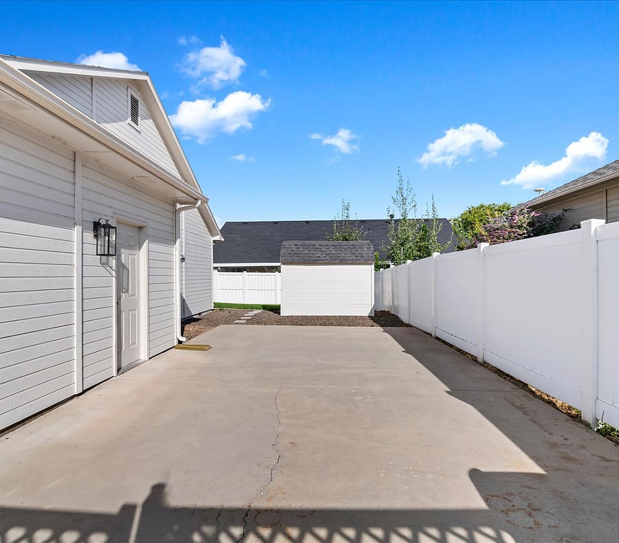 Furnished Finder property 1036029_1 photo 40